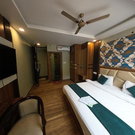 Hotel Hostel Vimal Ganga Rishikesh Exterior photo