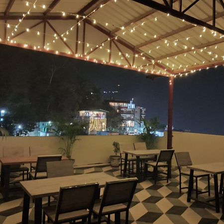 Hotel Hostel Vimal Ganga Rishikesh Exterior photo