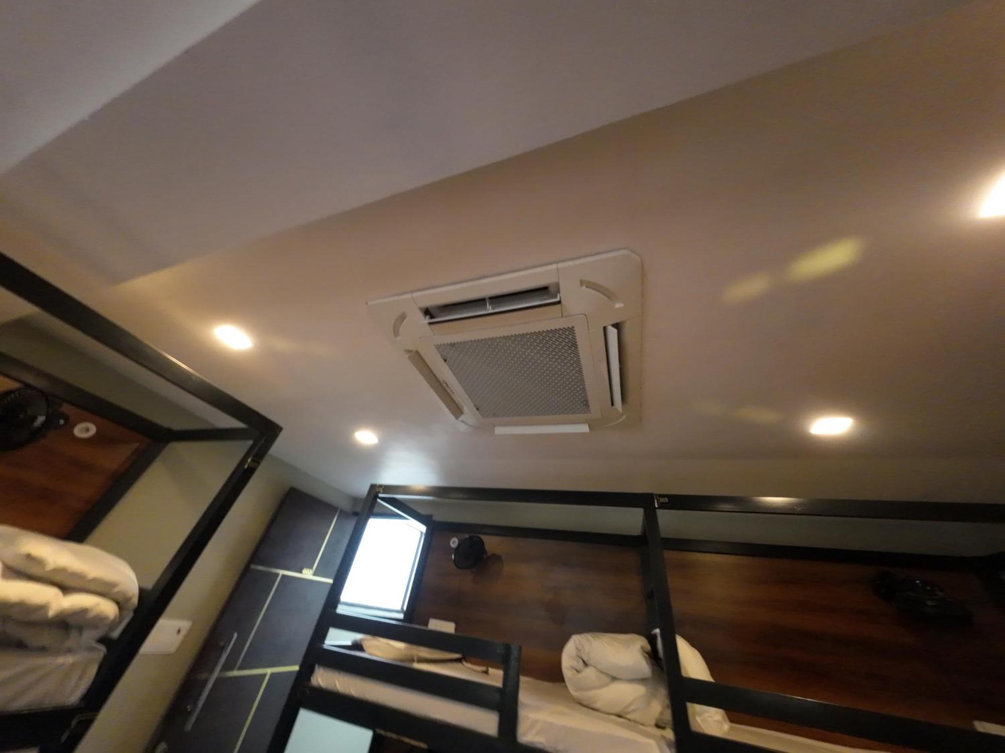Hotel Hostel Vimal Ganga Rishikesh Exterior photo